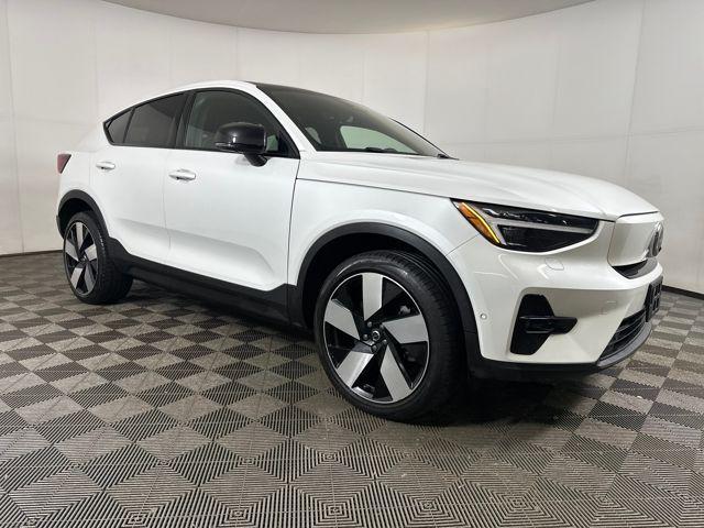 used 2023 Volvo C40 Recharge Pure Electric car, priced at $22,990