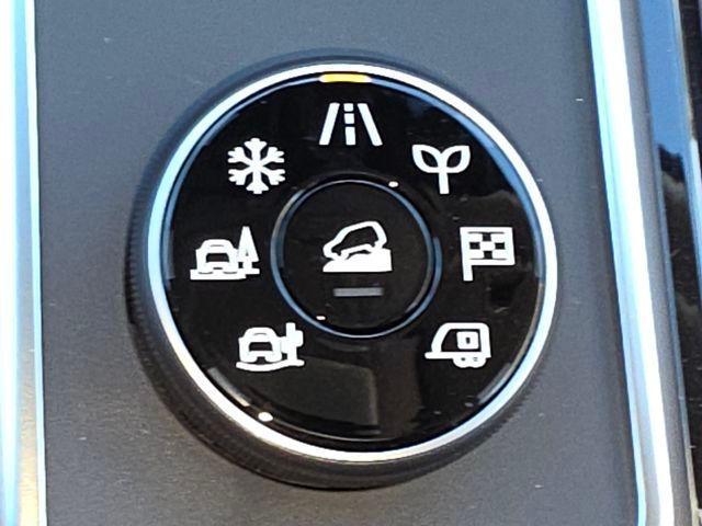 new 2025 Nissan Pathfinder car, priced at $43,711