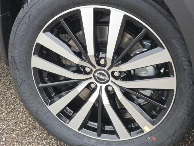 new 2025 Nissan Pathfinder car, priced at $44,882