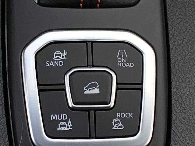 new 2026 Nissan Frontier car, priced at $45,362