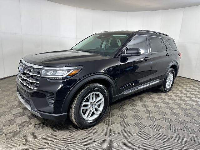 used 2025 Ford Explorer car, priced at $38,990