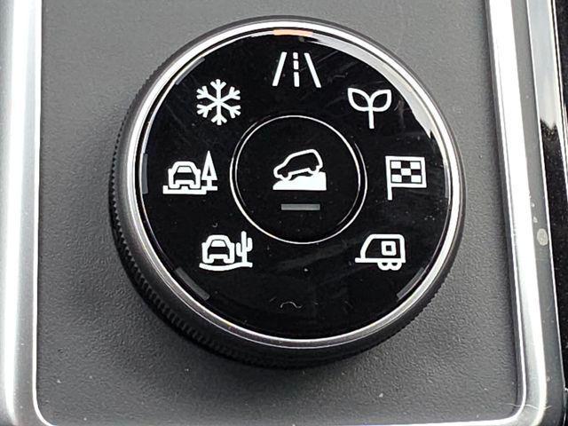 new 2025 Nissan Pathfinder car, priced at $36,253