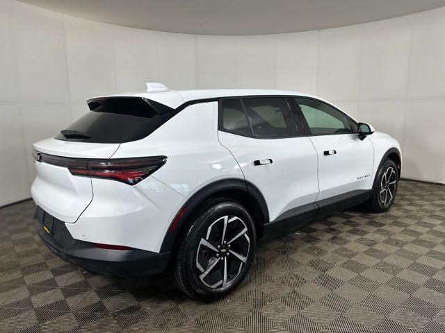 used 2025 Chevrolet Equinox EV car, priced at $22,990