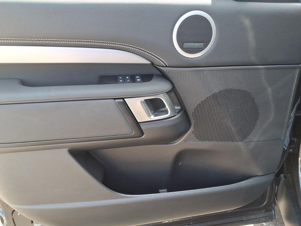 used 2025 Land Rover Discovery car, priced at $64,434