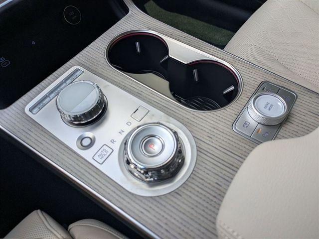 new 2025 Genesis GV80 car, priced at $70,044
