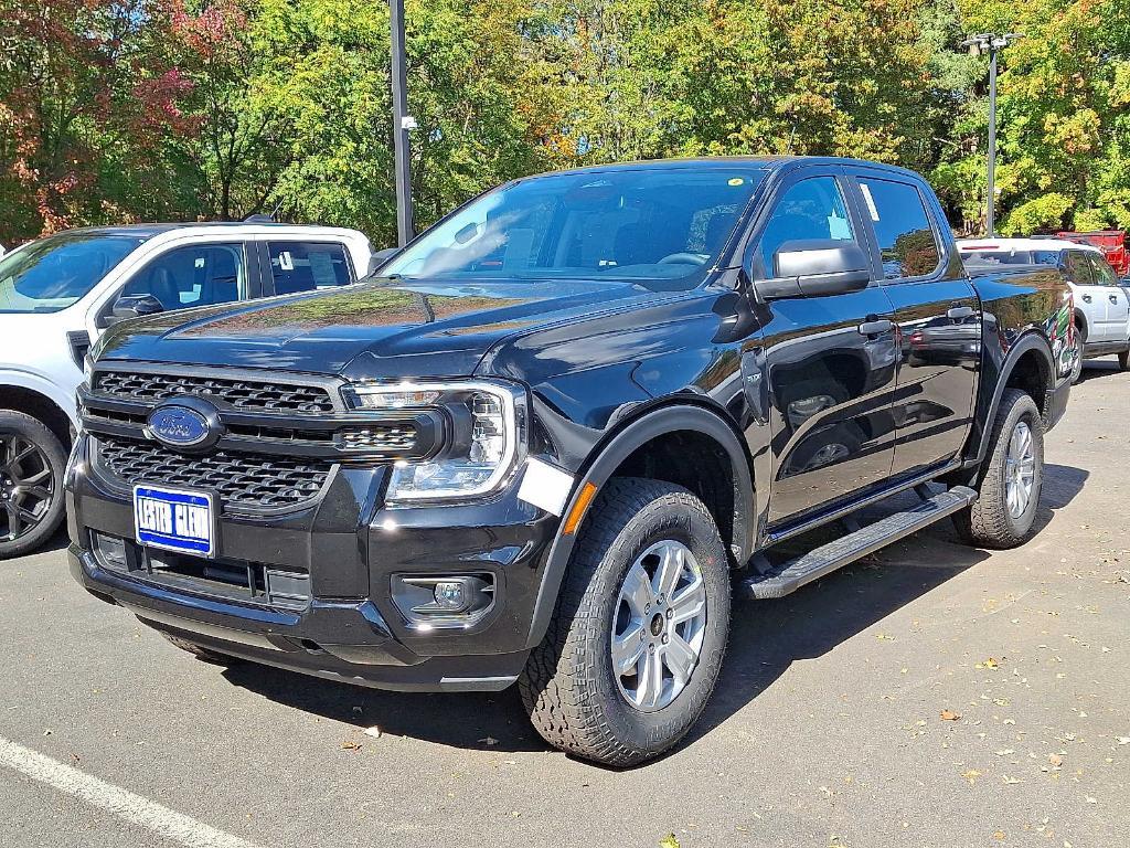 new 2025 Ford Ranger car, priced at $39,990