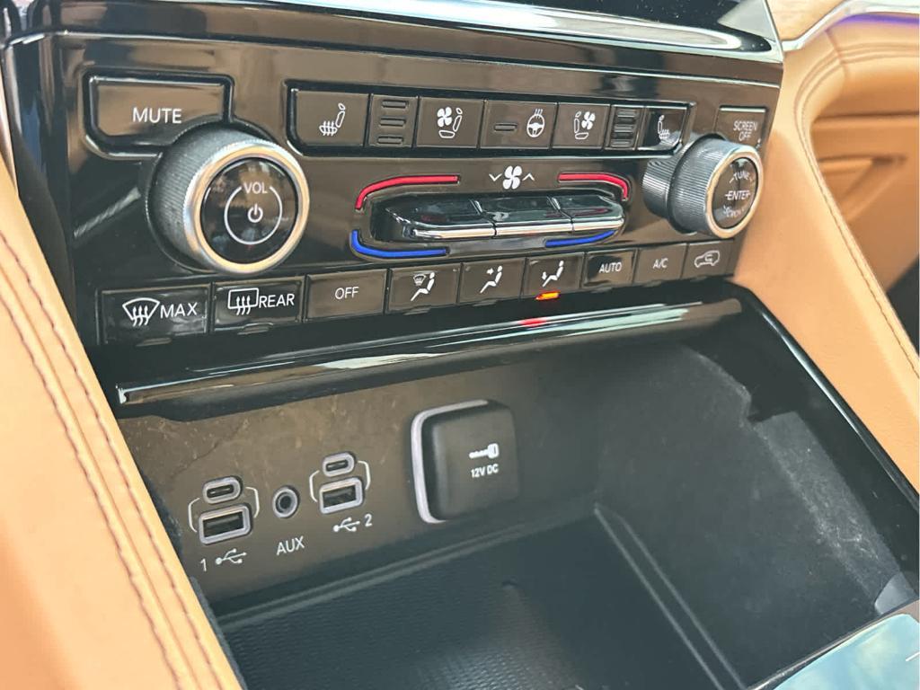 used 2021 Jeep Grand Cherokee L car, priced at $30,777