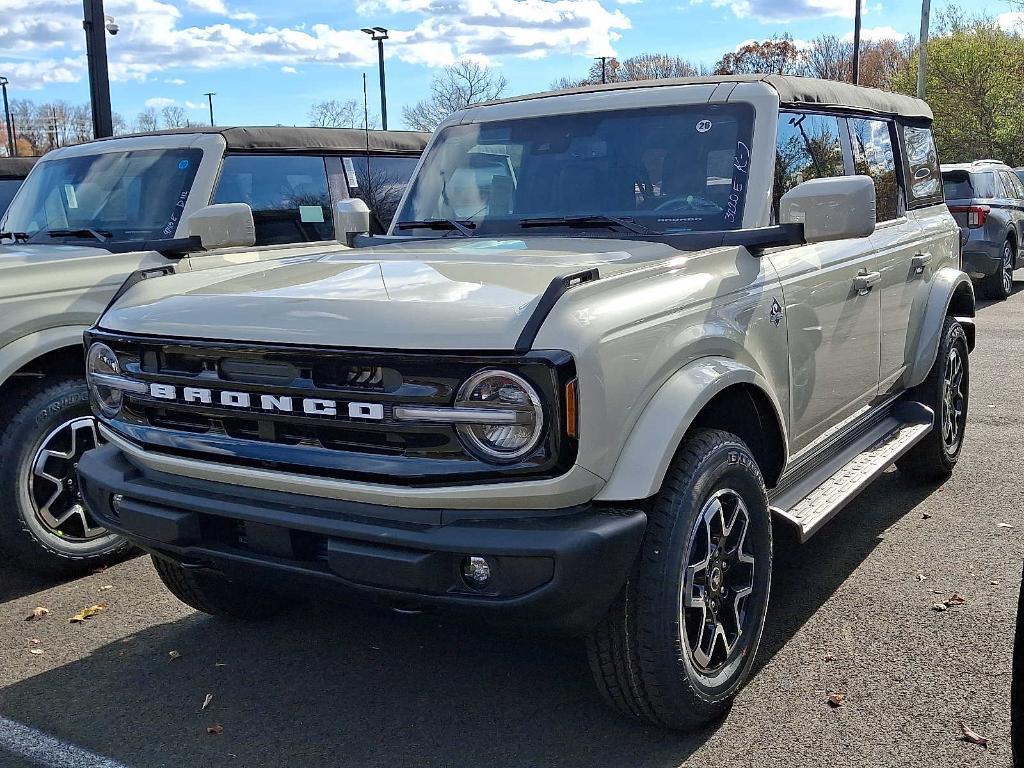 new 2025 Ford Bronco car, priced at $50,330