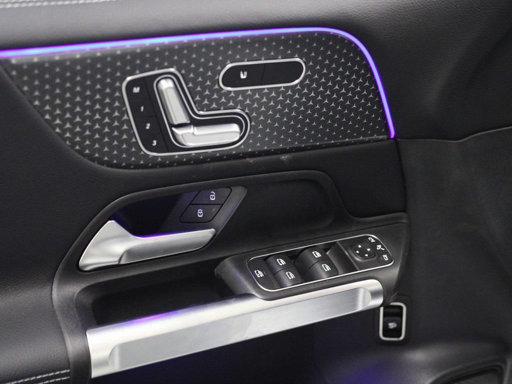 new 2026 Mercedes-Benz GLB 250 car, priced at $52,700