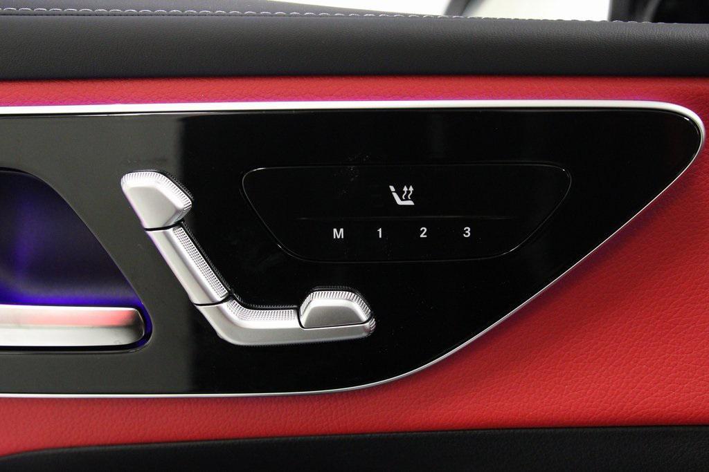 new 2026 Mercedes-Benz GLC 300 car, priced at $62,170