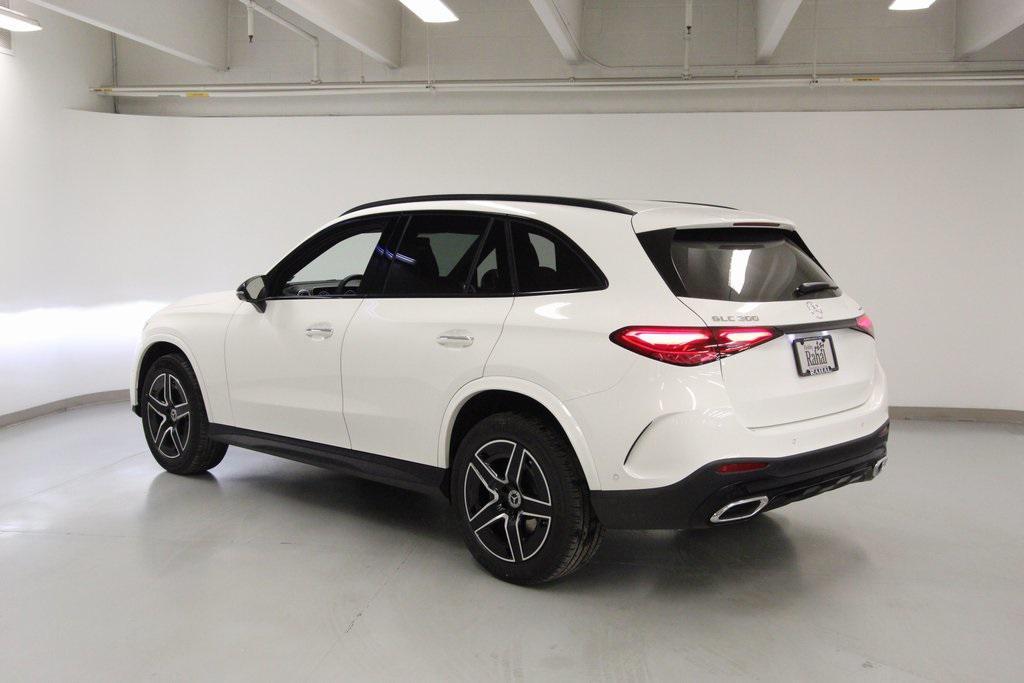 new 2026 Mercedes-Benz GLC 300 car, priced at $62,170