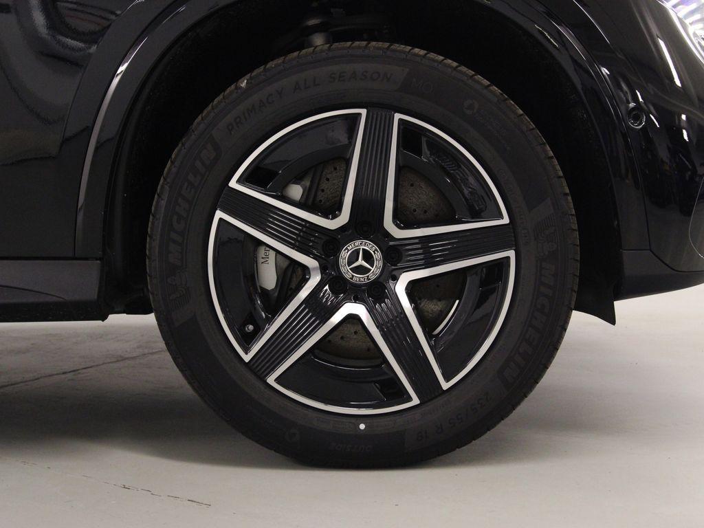 new 2026 Mercedes-Benz GLC 300 car, priced at $58,585