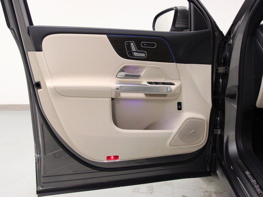 new 2026 Mercedes-Benz GLB 250 car, priced at $53,475