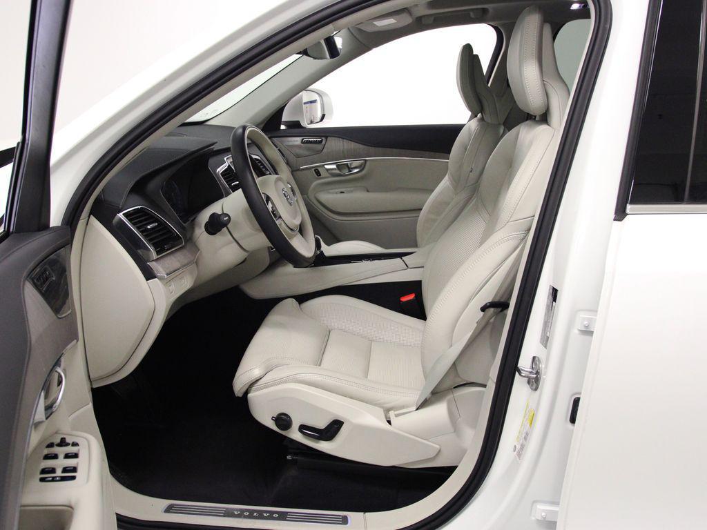 used 2022 Volvo XC90 car, priced at $29,380
