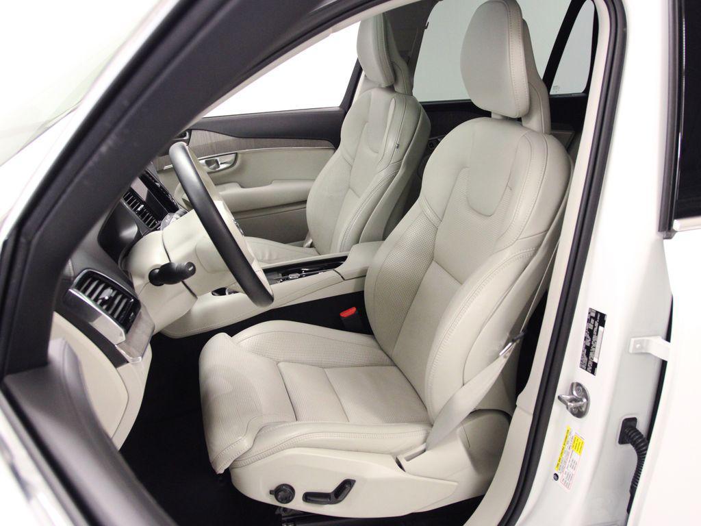 used 2022 Volvo XC90 car, priced at $29,380