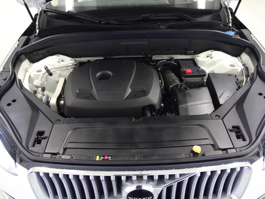 used 2022 Volvo XC90 car, priced at $29,380