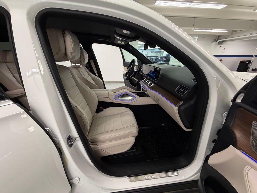 new 2026 Mercedes-Benz GLS 580 car, priced at $120,335