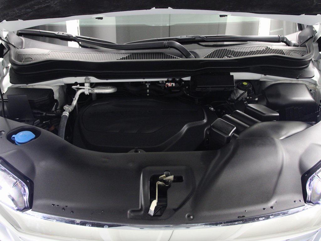 used 2021 Honda Pilot car, priced at $34,380