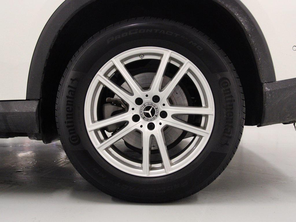 used 2025 Mercedes-Benz GLC 300 car, priced at $44,990