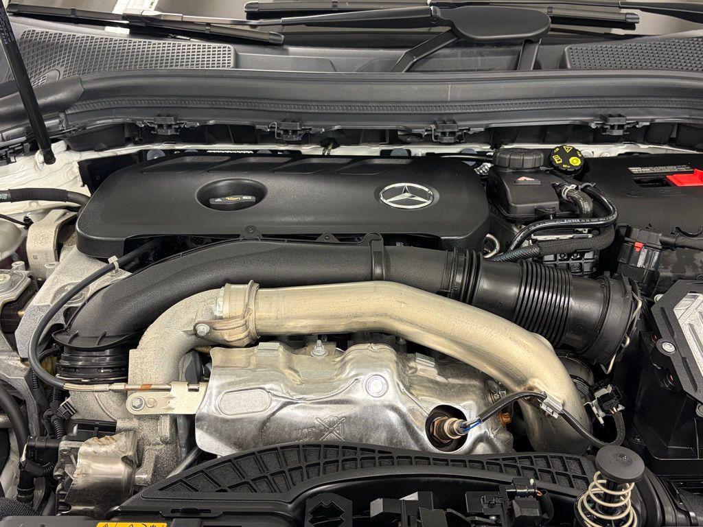 used 2025 Mercedes-Benz GLA 250 car, priced at $37,990