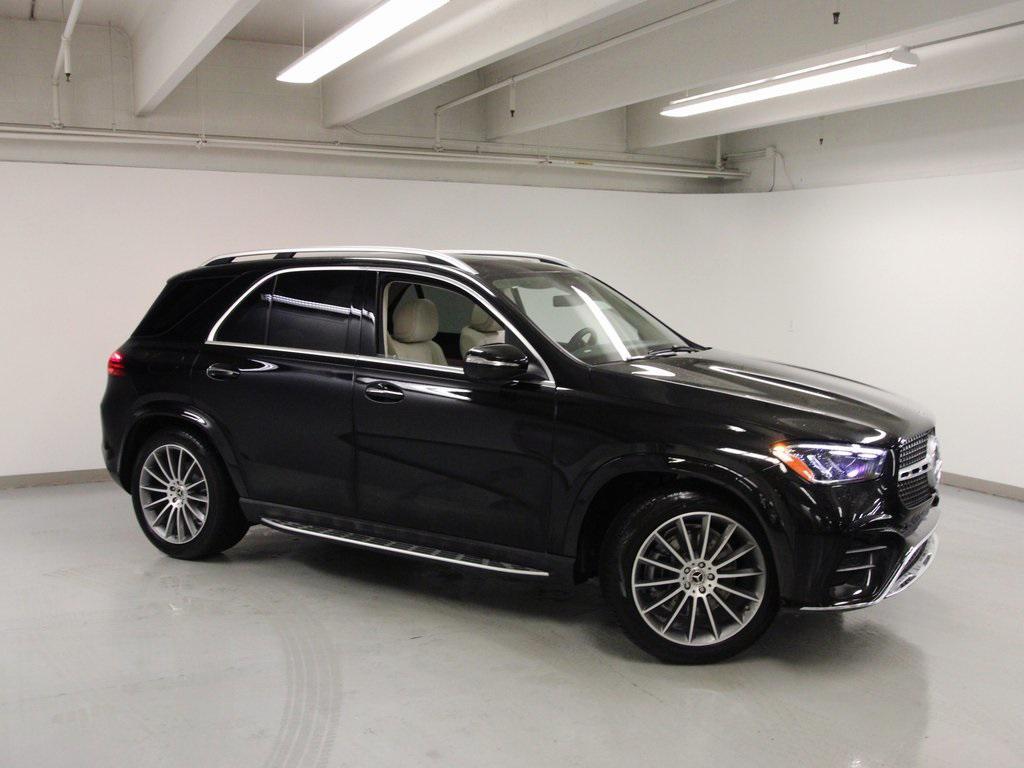 new 2026 Mercedes-Benz GLE 450 car, priced at $80,170