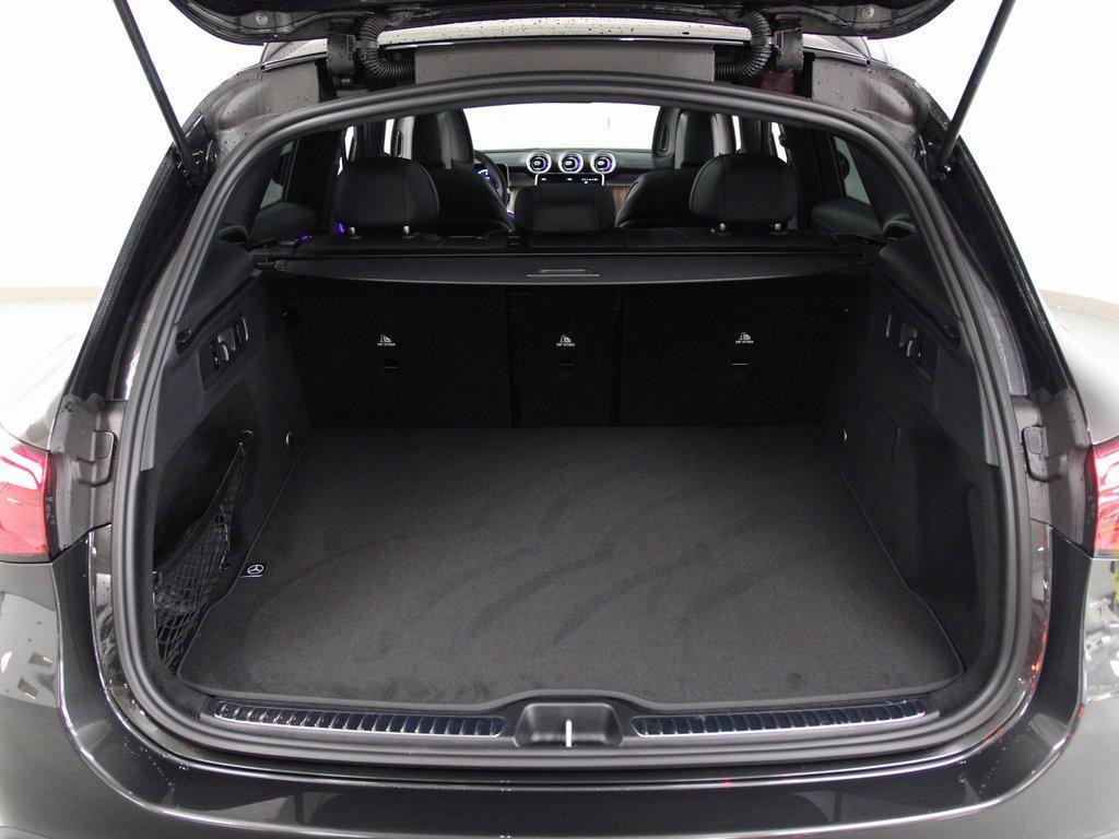 new 2026 Mercedes-Benz GLC 300 car, priced at $61,335