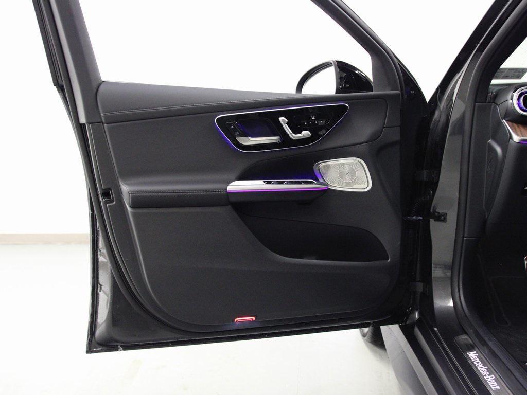 new 2026 Mercedes-Benz GLC 300 car, priced at $61,335