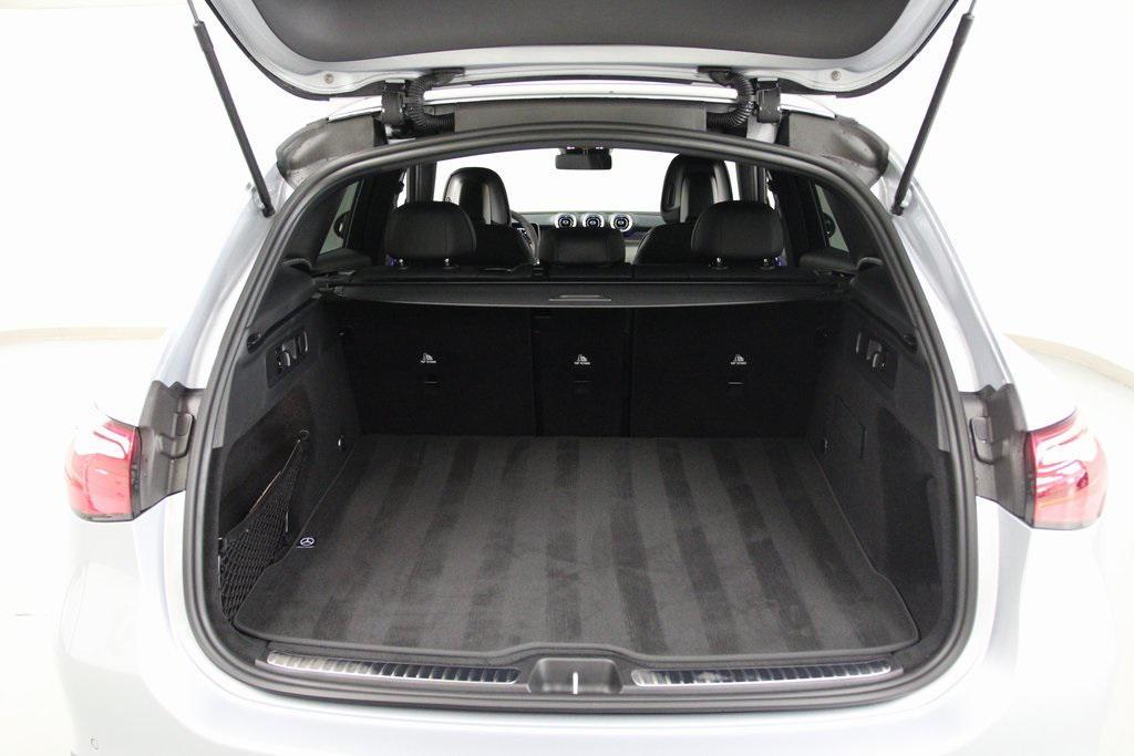 new 2026 Mercedes-Benz GLC 300 car, priced at $58,100