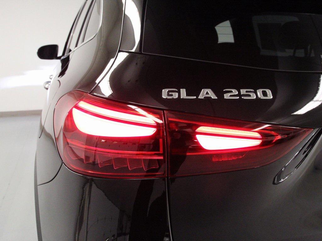 used 2025 Mercedes-Benz GLA 250 car, priced at $37,880