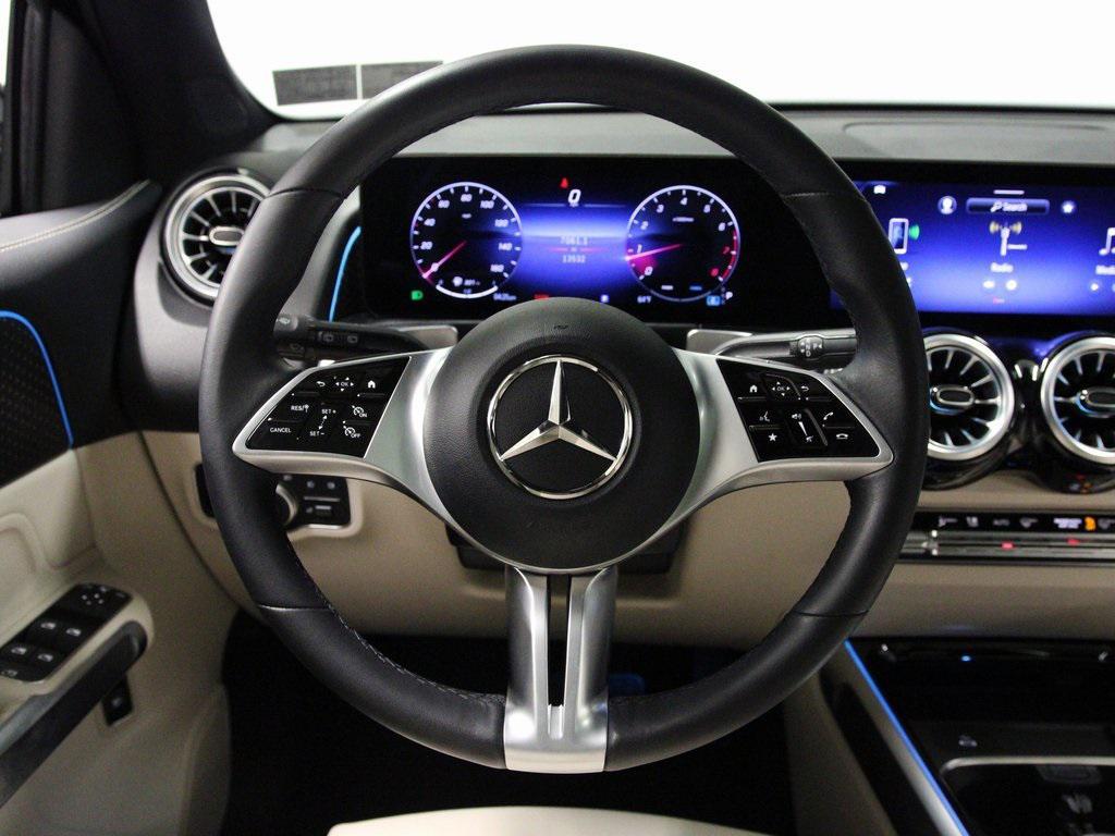 used 2025 Mercedes-Benz GLB 250 car, priced at $39,990