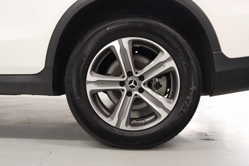 used 2019 Mercedes-Benz GLC 300 car, priced at $19,280