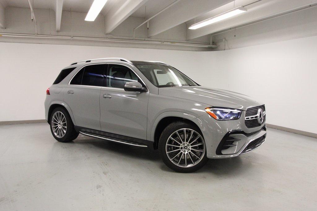 new 2026 Mercedes-Benz GLE 450 car, priced at $85,555