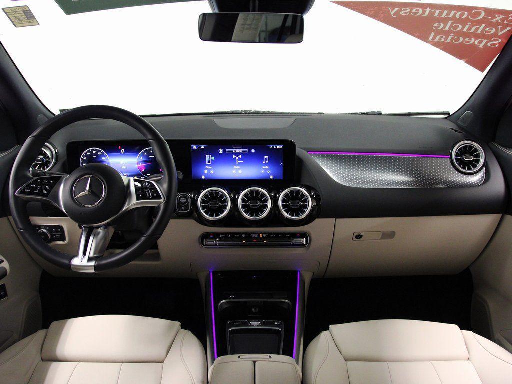 used 2025 Mercedes-Benz GLA 250 car, priced at $36,990