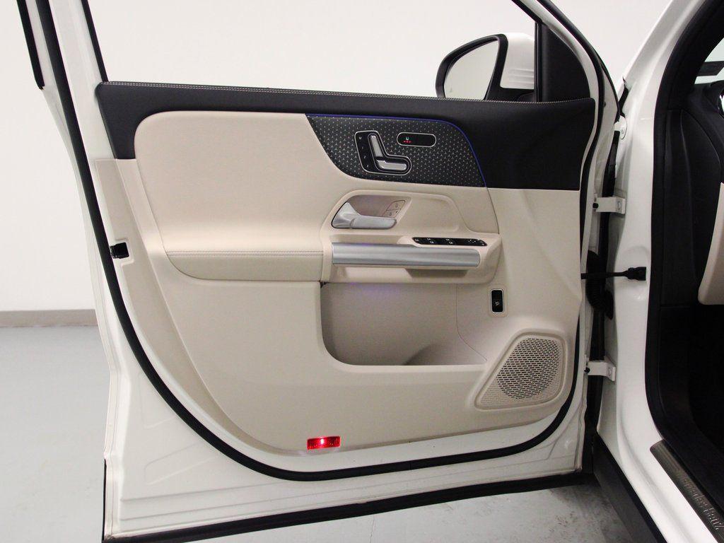 used 2025 Mercedes-Benz GLA 250 car, priced at $36,990