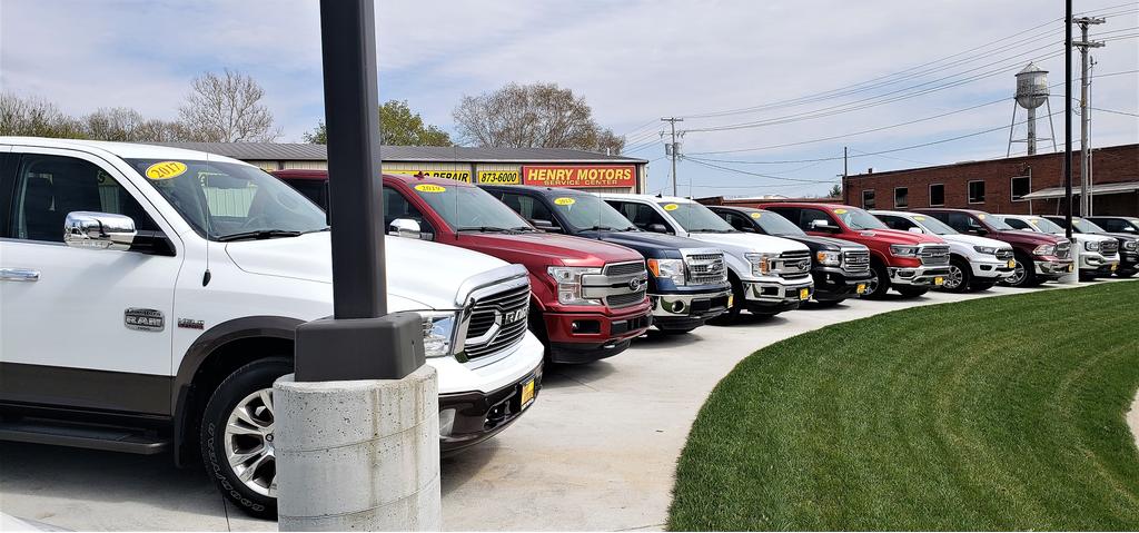 Dealership gallery photo 6