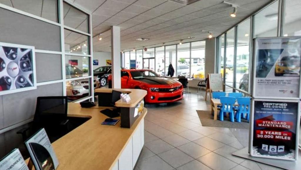 Dealership gallery photo 4