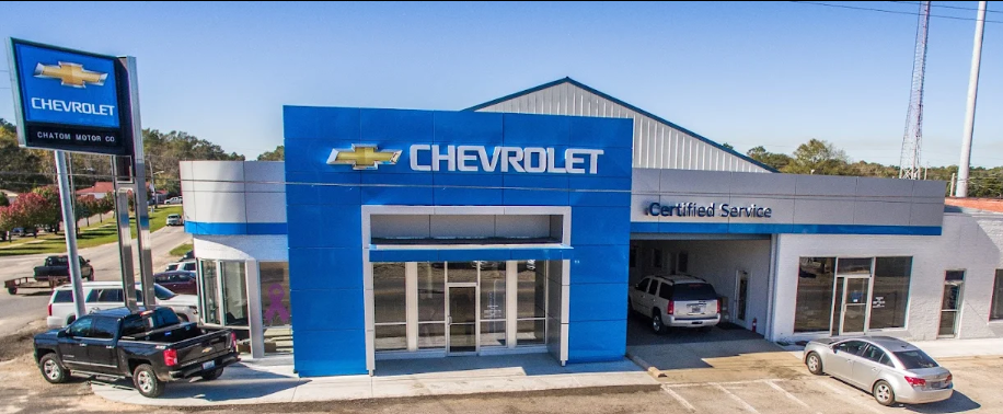 Dealership gallery photo 1