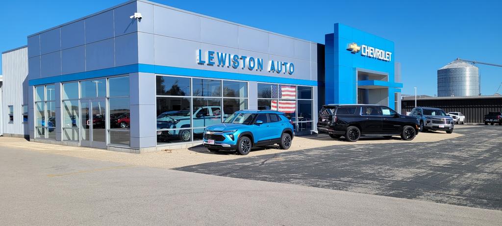 Dealership gallery photo 3