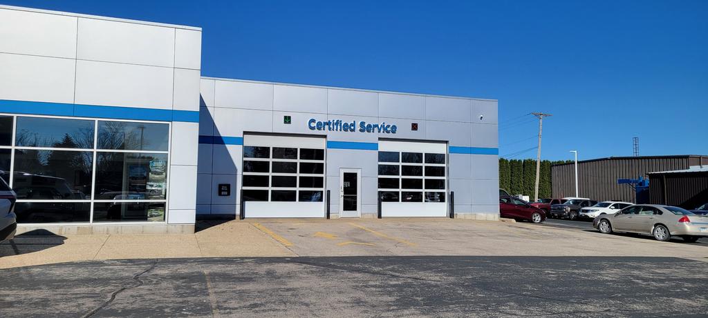 Dealership gallery photo 6