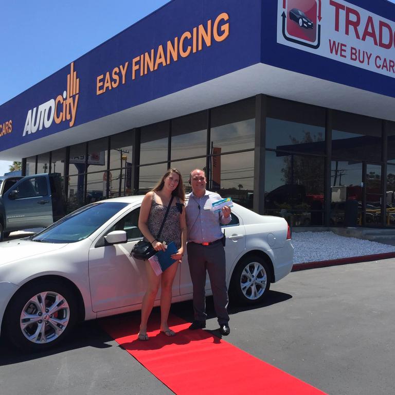 Dealership gallery photo 12