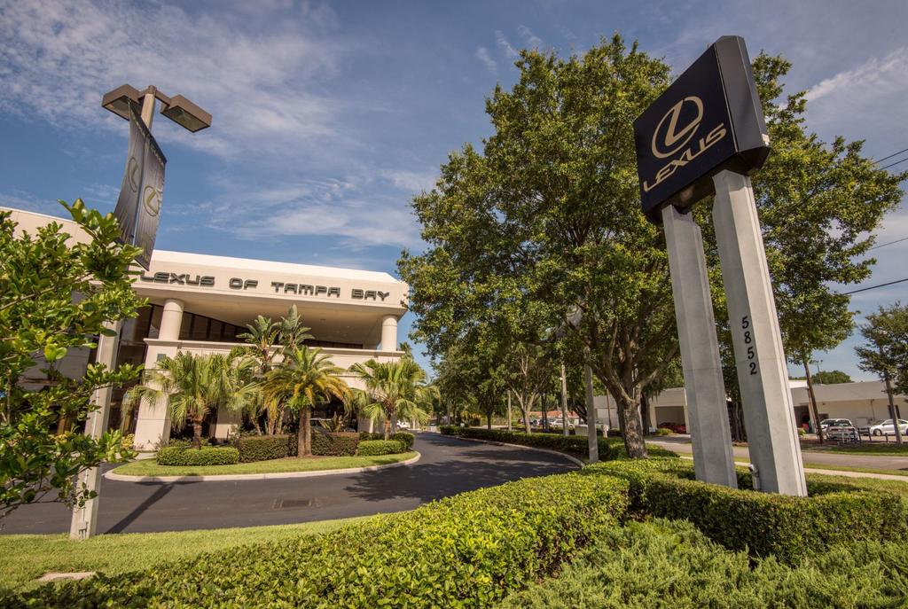 Dealership gallery photo 3