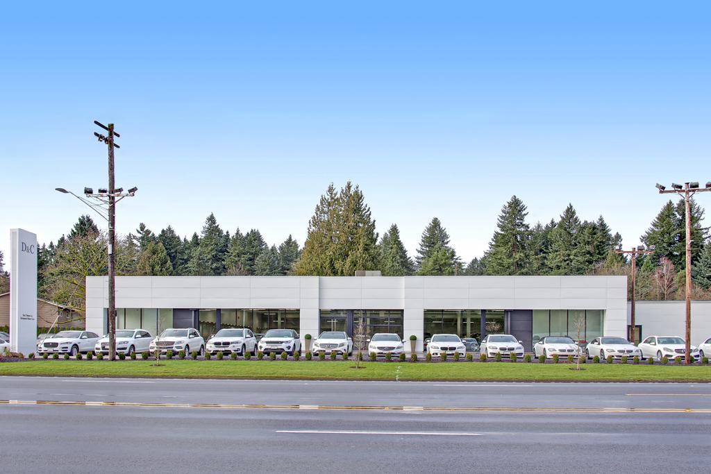 Dealership gallery photo 1