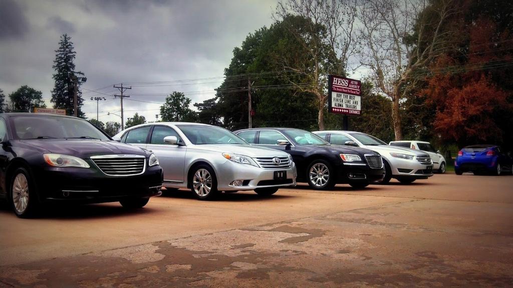 Dealership gallery photo 3