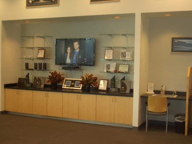 Dealership gallery photo 2