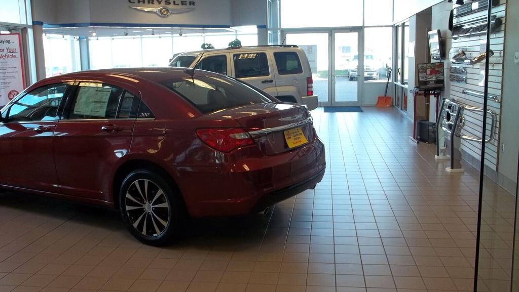 Dealership gallery photo 6