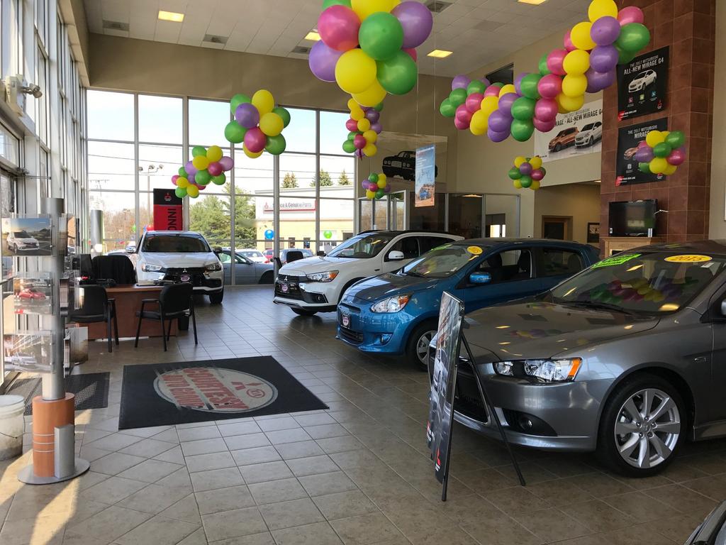 Dealership gallery photo 4