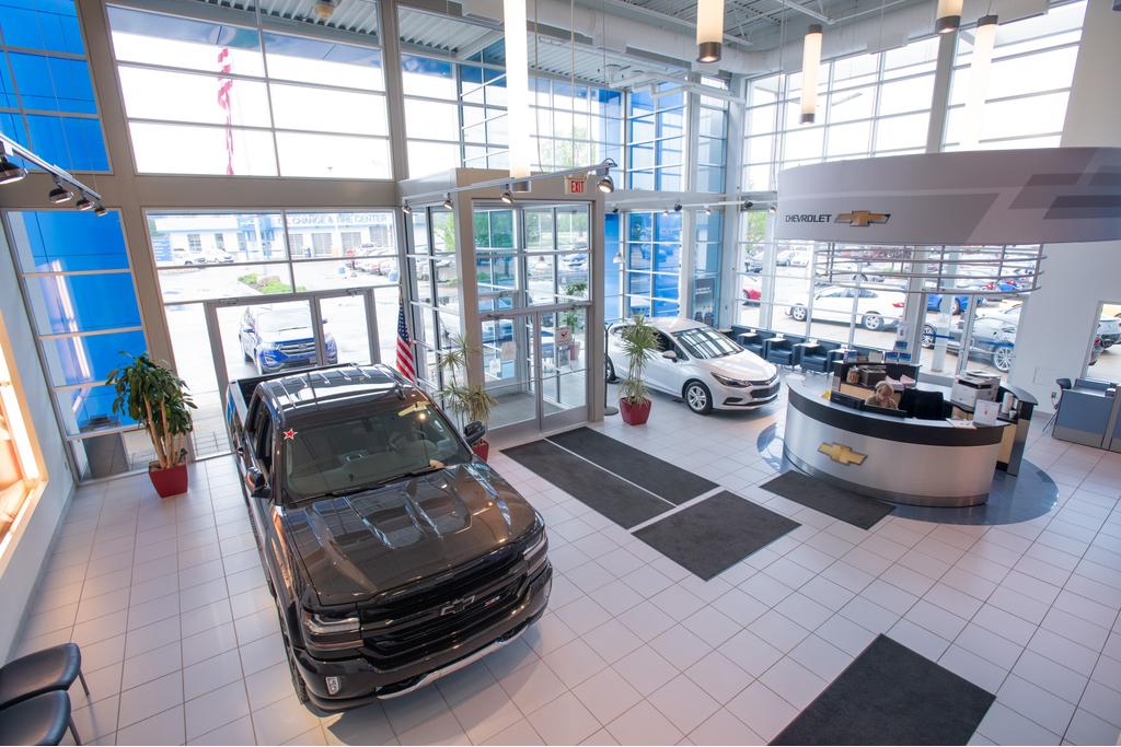 Dealership gallery photo 4