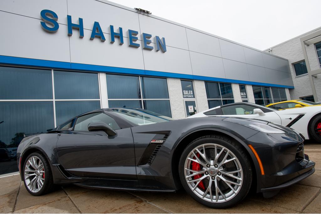 Dealership gallery photo 10