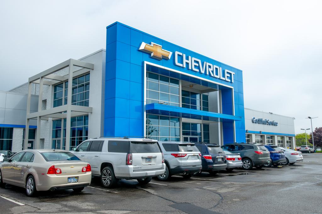 Dealership gallery photo 3