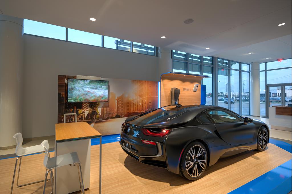 Dealership gallery photo 8